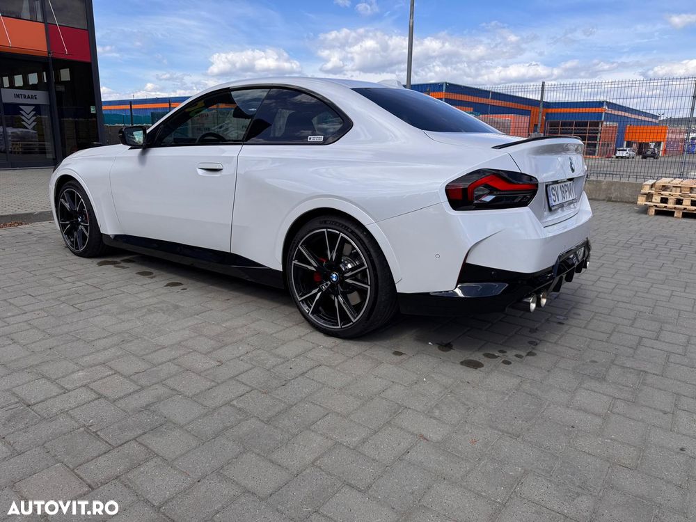 BMW M2 M240i xDrive - 4