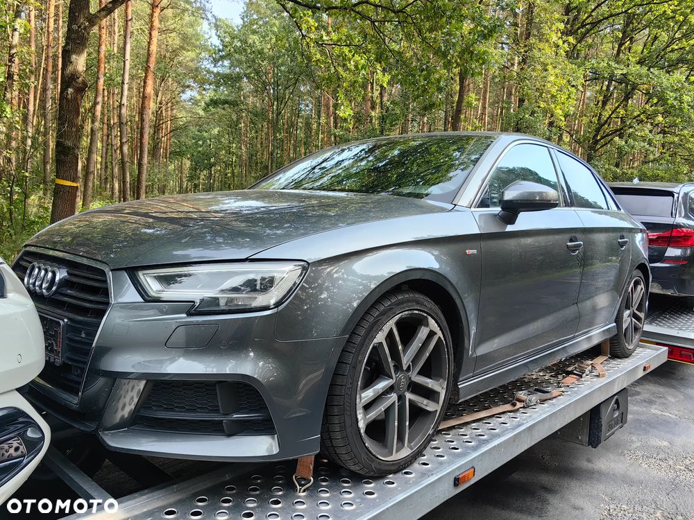 Audi A3 1.4 TFSI cylinder on demand ultra Str S line Sportpaket - 11