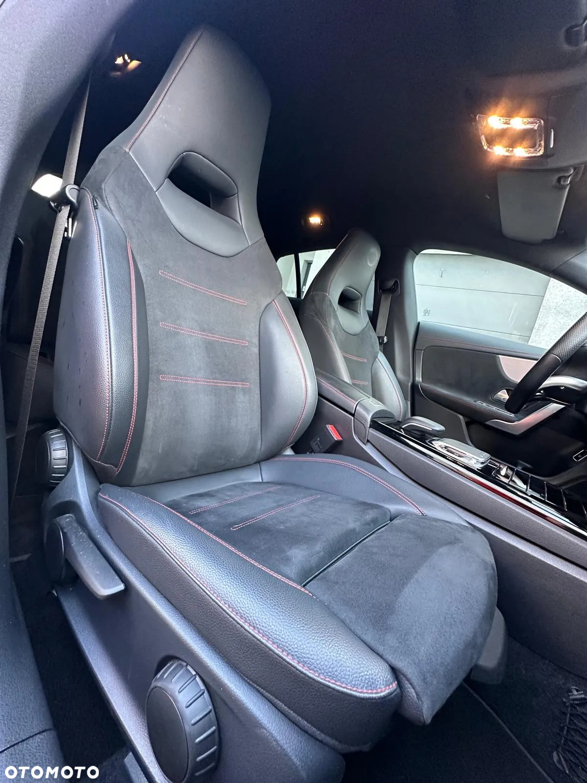 Mercedes-Benz CLA - 23