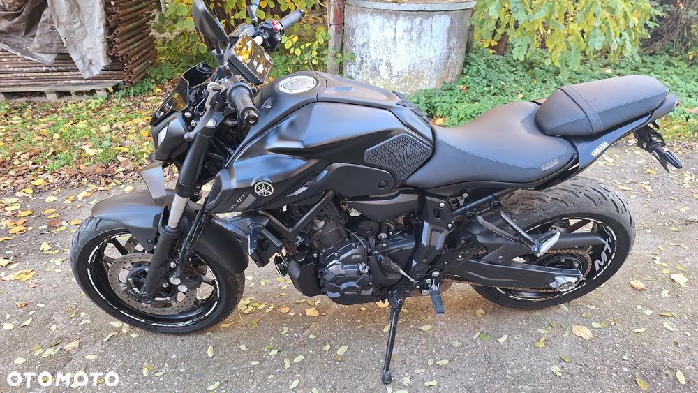 Yamaha MT - 22