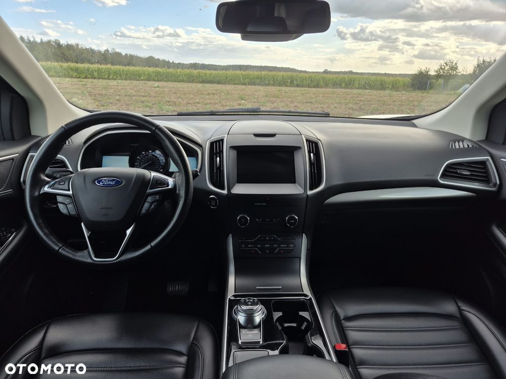 Ford Edge - 9