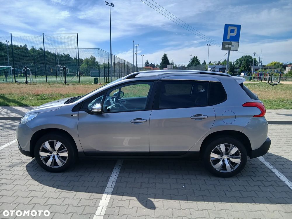 Peugeot 2008 PureTech 82 Allure - 8