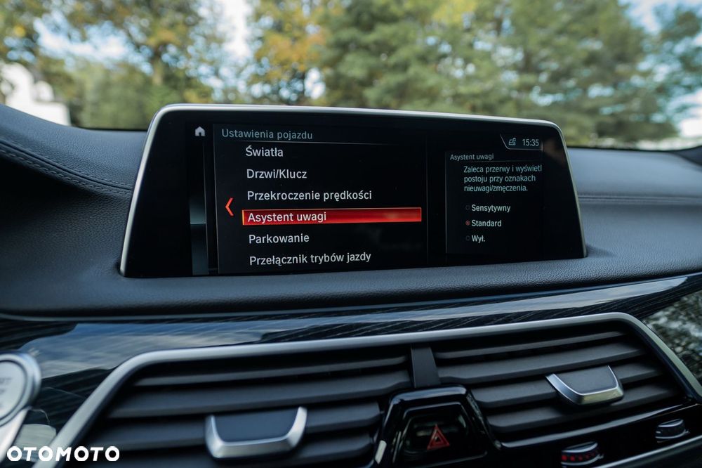 BMW Seria 7 - 16
