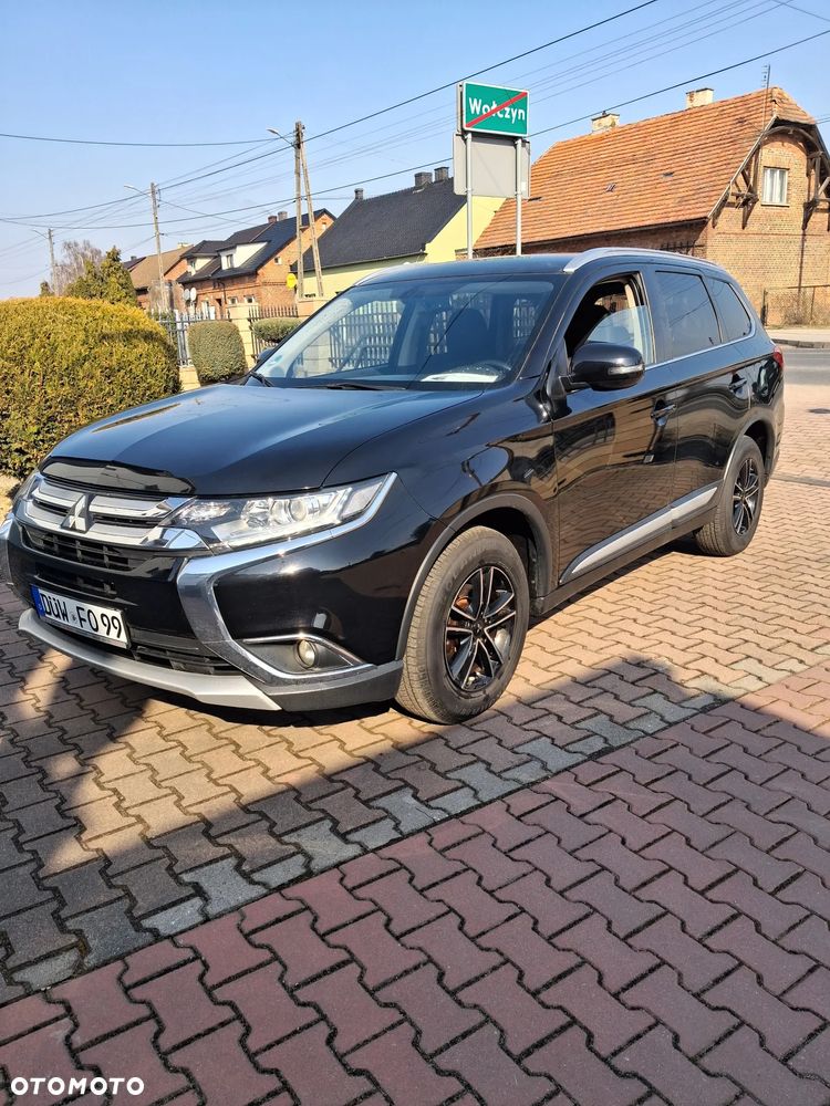 Mitsubishi Outlander - 3