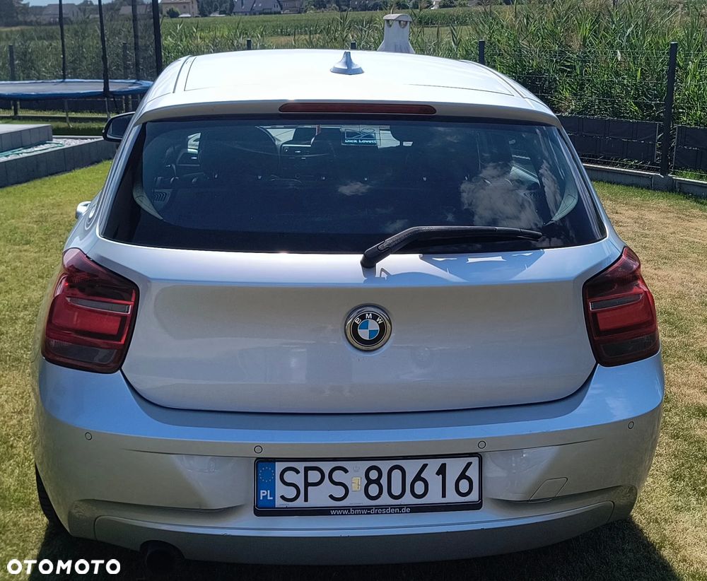BMW Seria 1 116i - 6