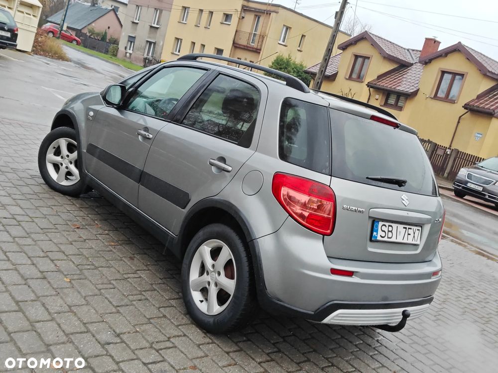Suzuki SX4 1.9 DDiS DPF 4x2 Comfort - 34