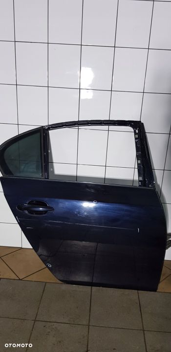 BMW E60 Drzwi Prawy Tył - 2