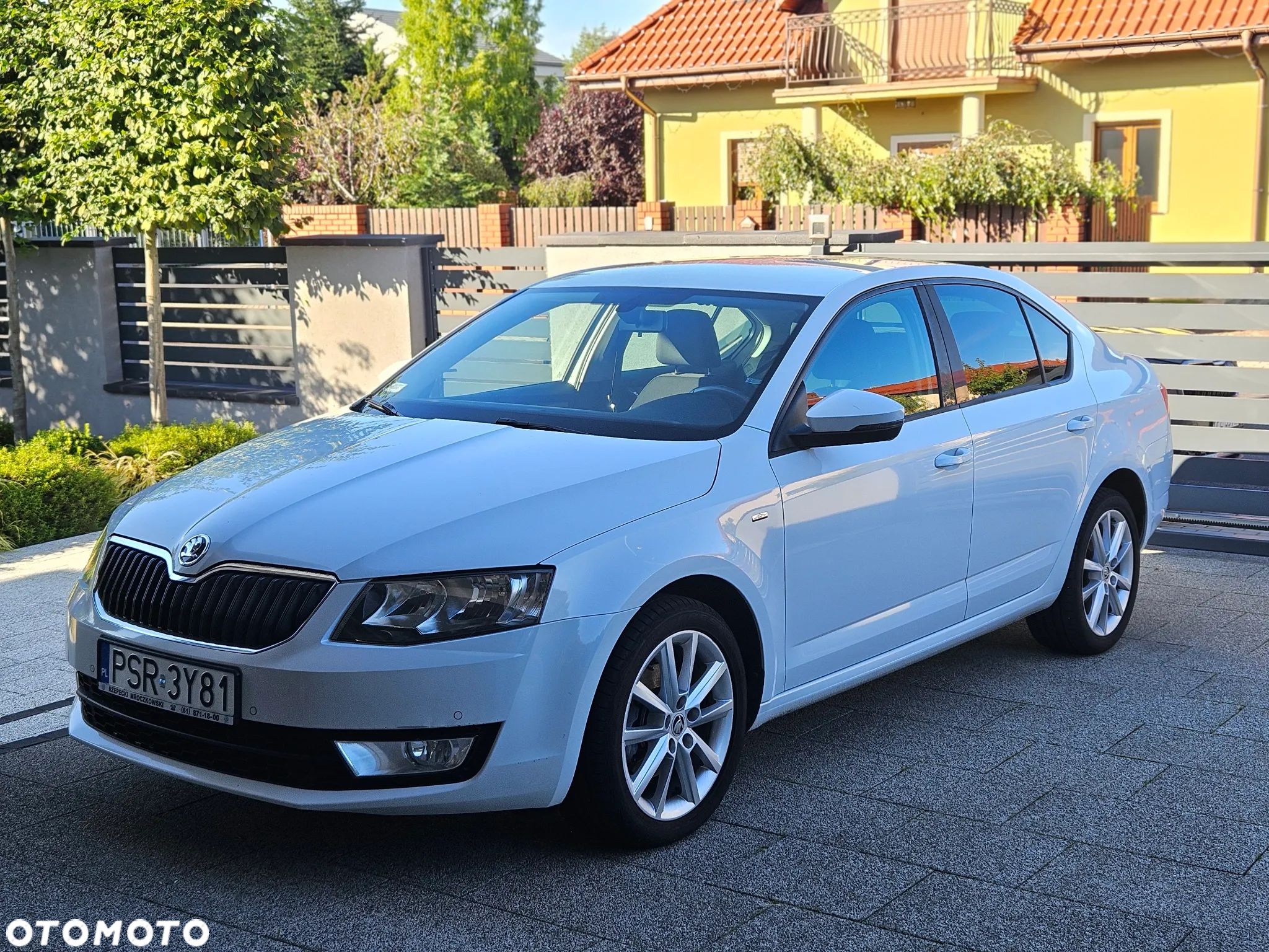 Skoda Octavia ver-1-4-tsi-ambition - 1