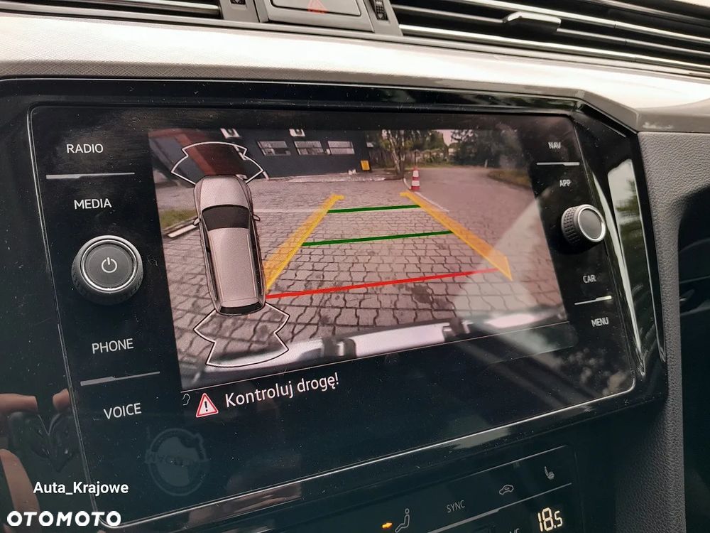 Volkswagen Passat 2.0 TDI EVO Business - 24