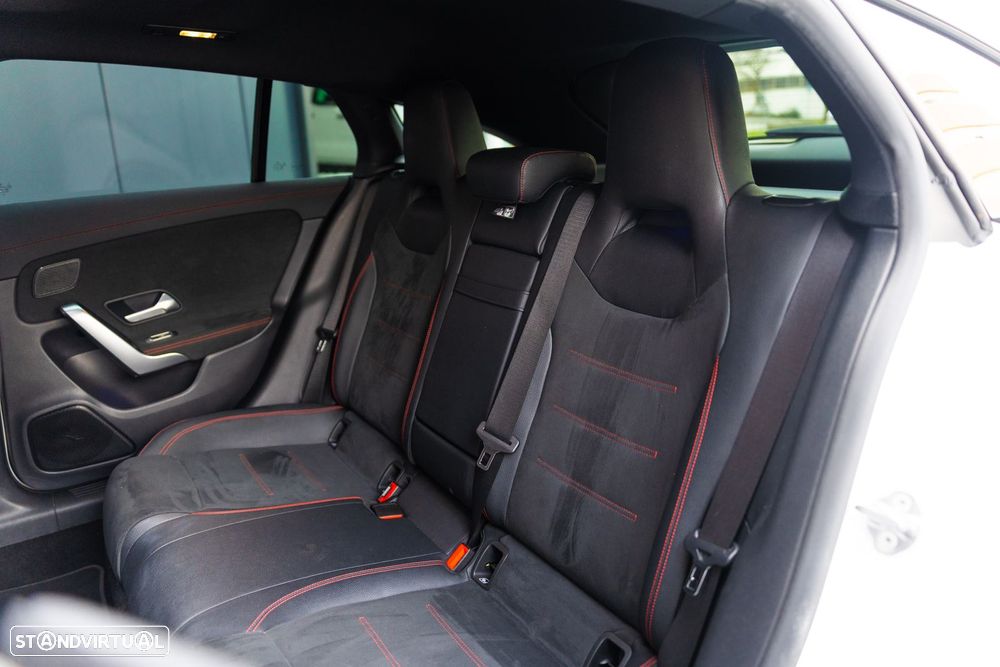 Mercedes-Benz CLA 220 d Shooting Brake AMG Line Aut. - 34