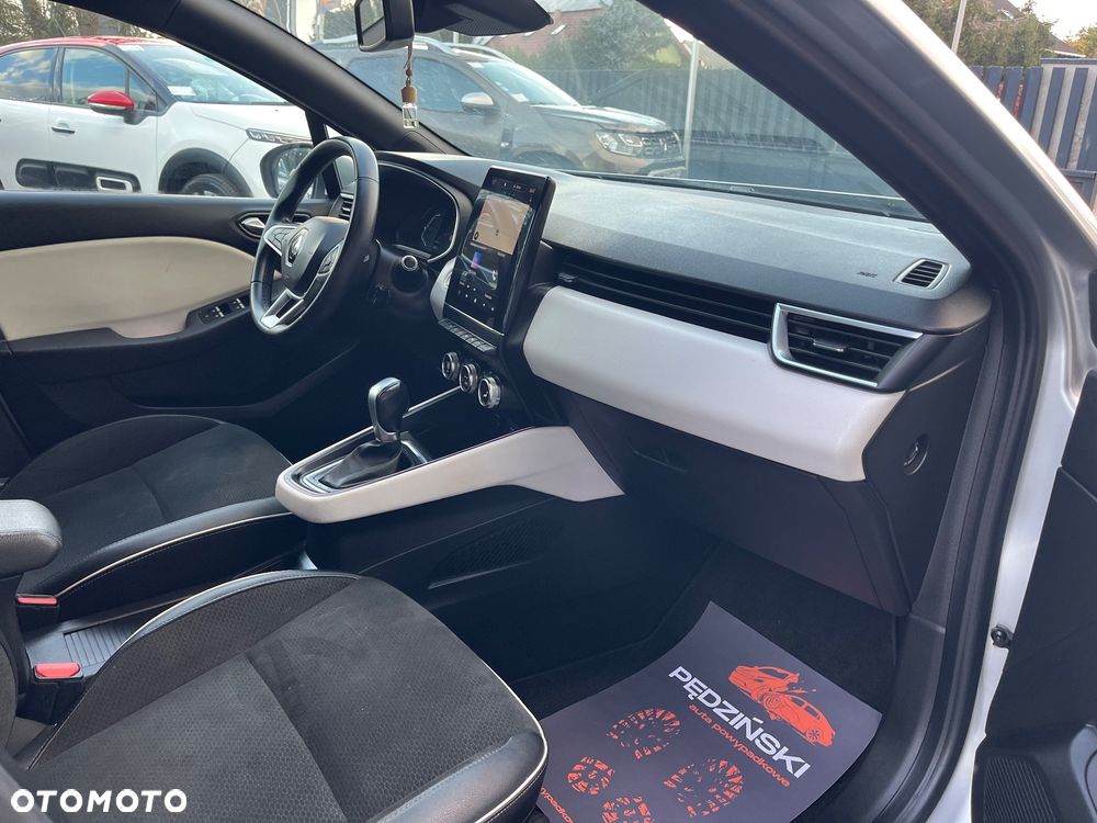 Renault Clio - 9