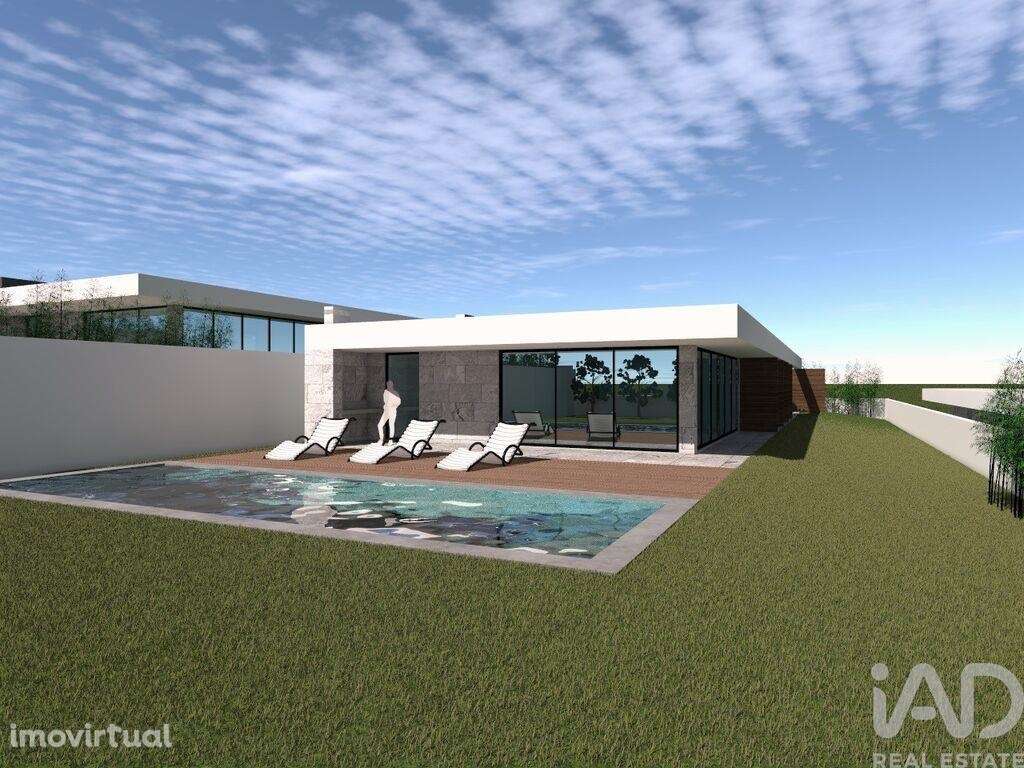 Casa / Villa T4 em Évora de Alcobaça de 196,18 m2 - Grande imagem: 2/19