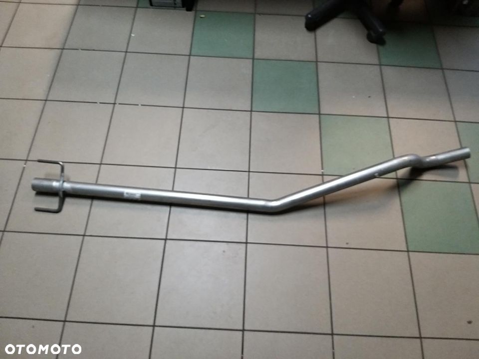 RURA WYDECHOWA  środkowa OPEL ASTRA H, ASTRA H GTC  1.3D 04.05-10.10 - 1