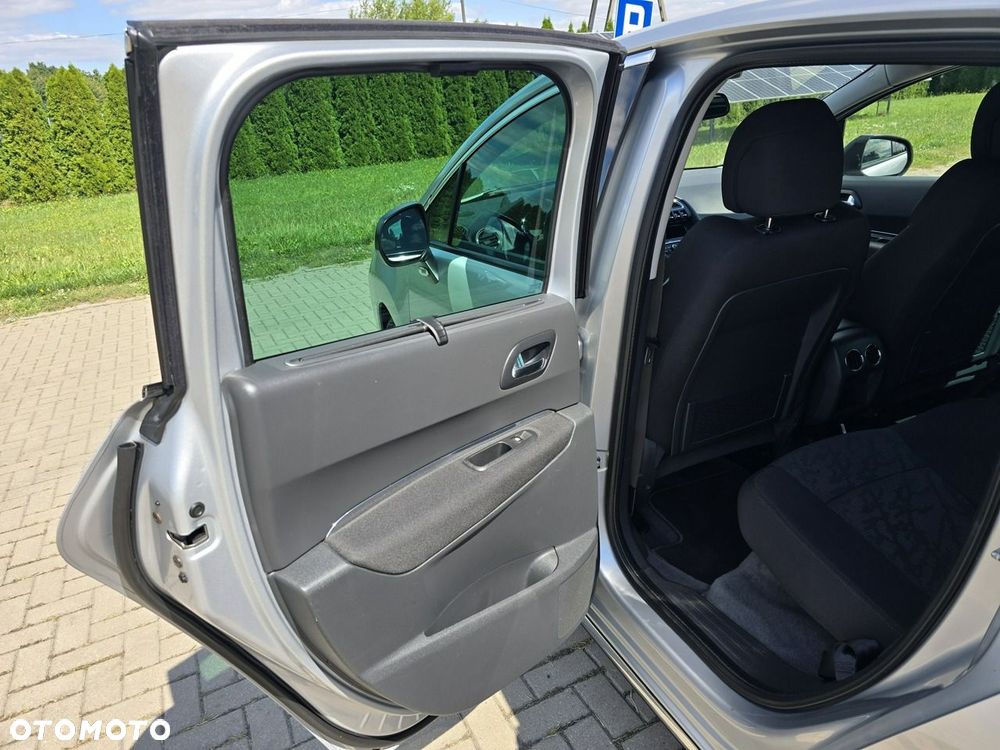 Peugeot 3008 - 17
