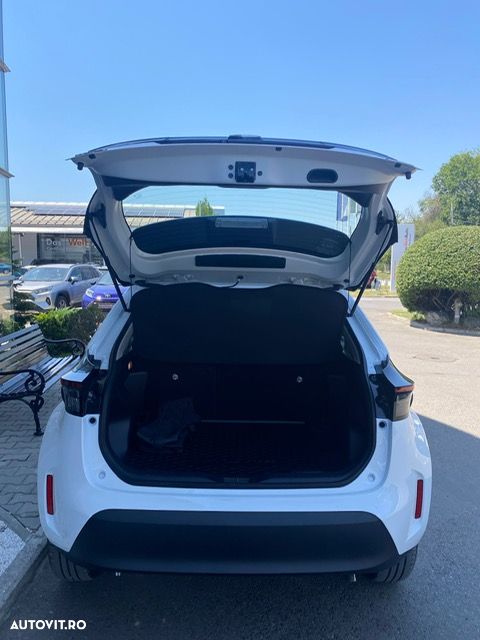 Toyota Yaris Cross 1.5 VVT-i HSD 4x2 Active - 4