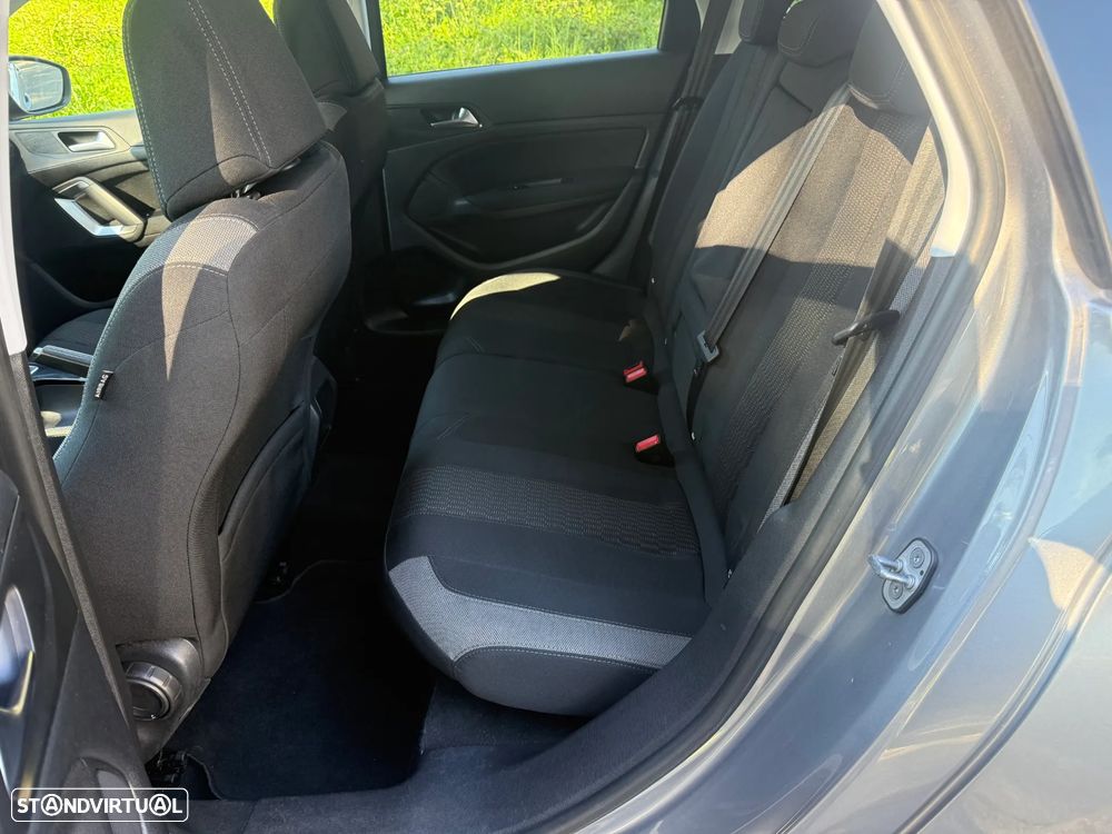 Peugeot 308 SW - 10