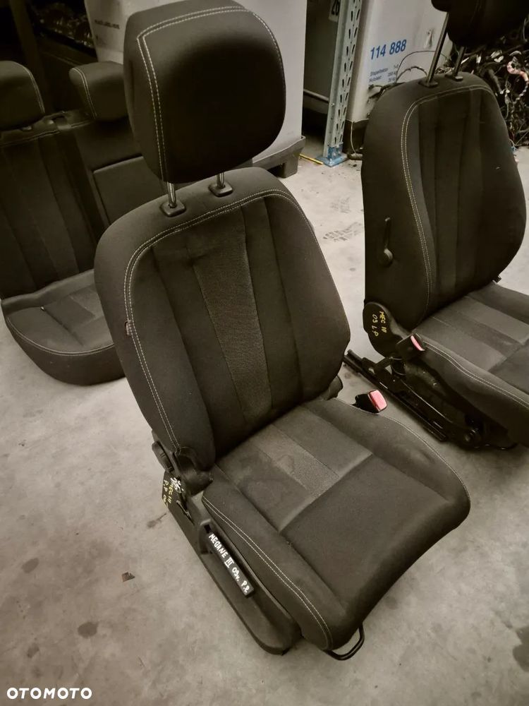 RENAULT GRAND SCENIC / CAPTUR / TRAFIC, II VIVARO I / CLIO III / MEGANE III FOTEL KANAPA - 37