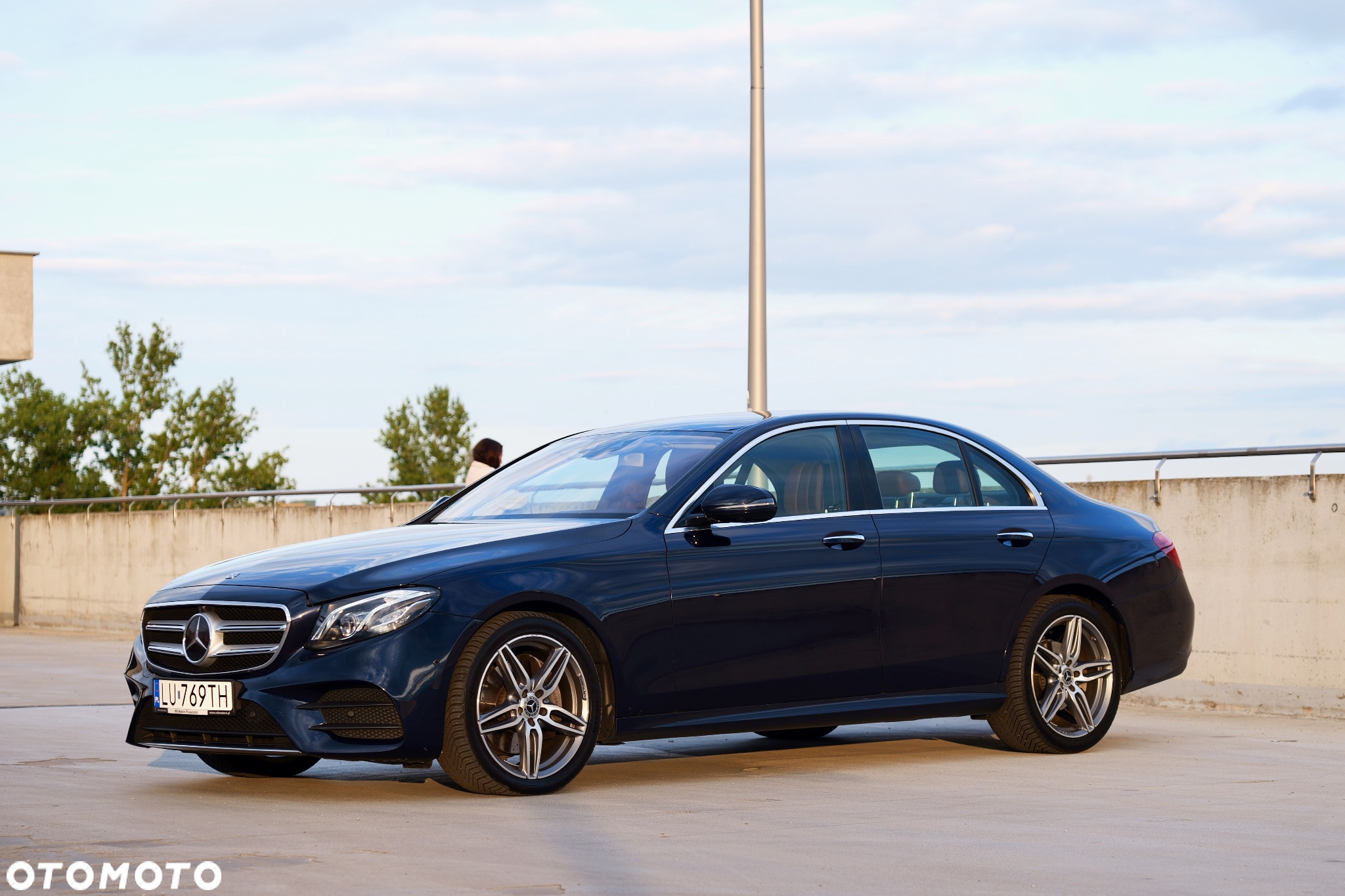 Mercedes-Benz Klasa E 220 d 4-Matic 9G-TRONIC - 6