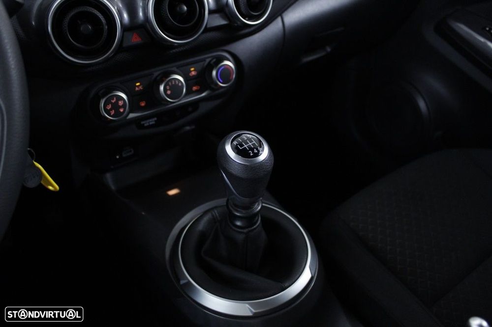 Nissan Juke 1.0 DIG-T Acenta - 31