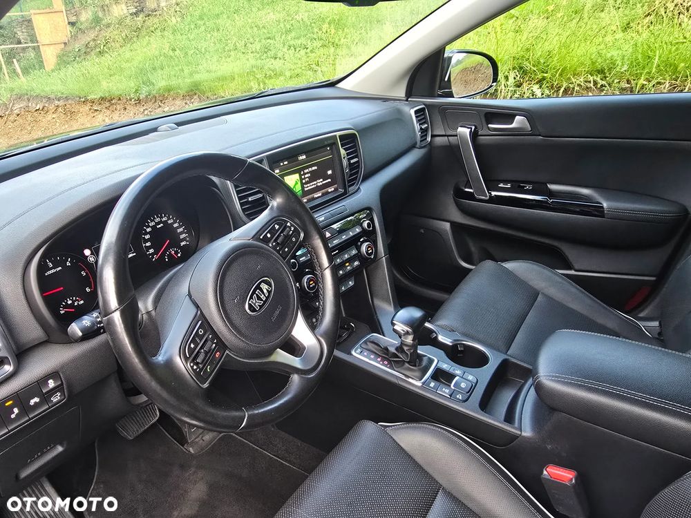 Kia Sportage 2.0 CRDI AWD VISION - 24