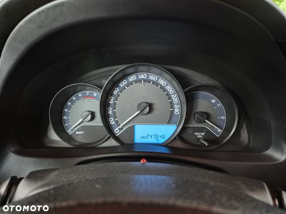 Toyota Auris 1.33 VVT-i Life - 16