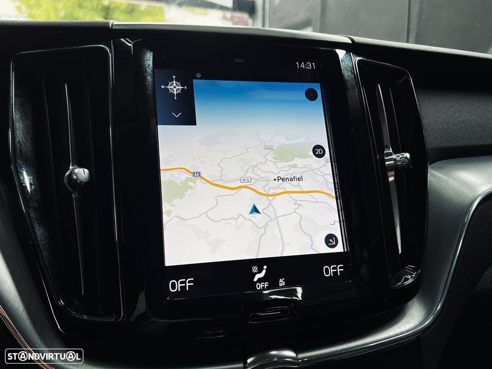 Volvo XC 60 2.0 T8 PHEV Momentum Plus AWD - 25