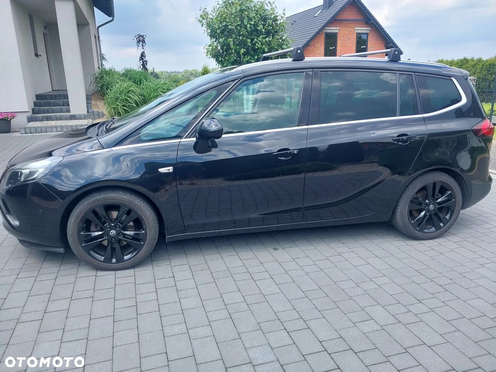 Opel Zafira - 2