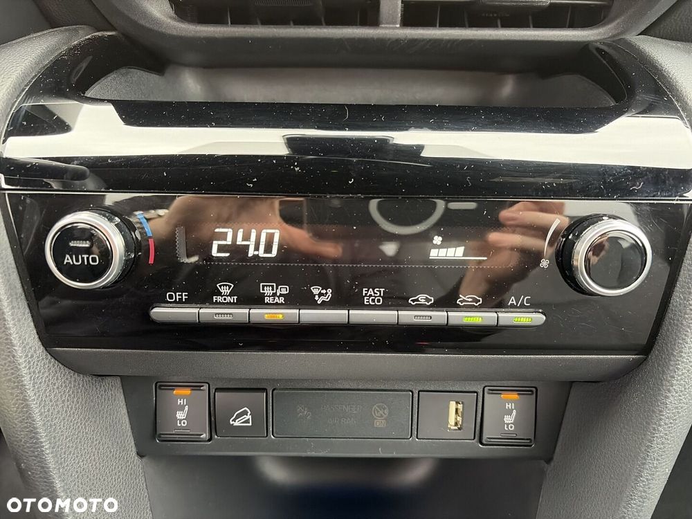 Toyota Yaris Cross - 19