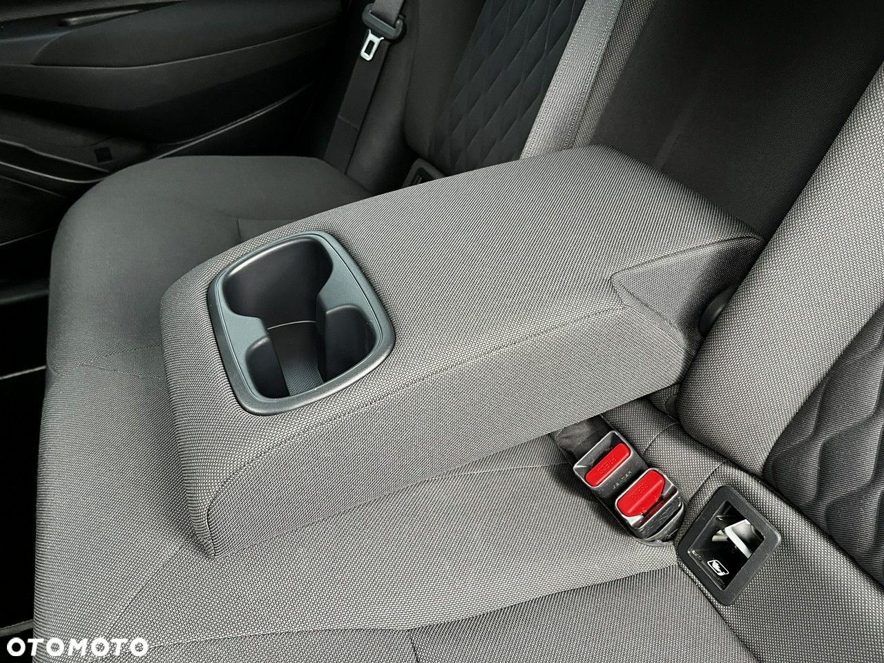 Toyota Corolla - 29