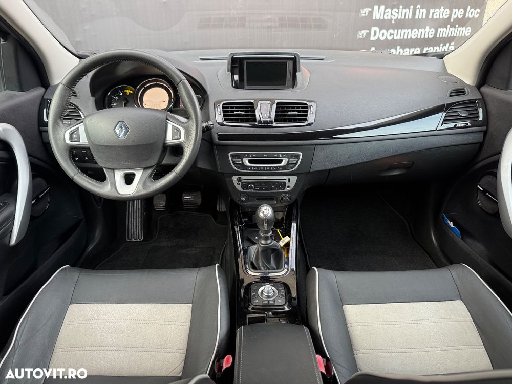 Renault Megane ENERGY dCi 110 Start & Stop Bose Edition - 21