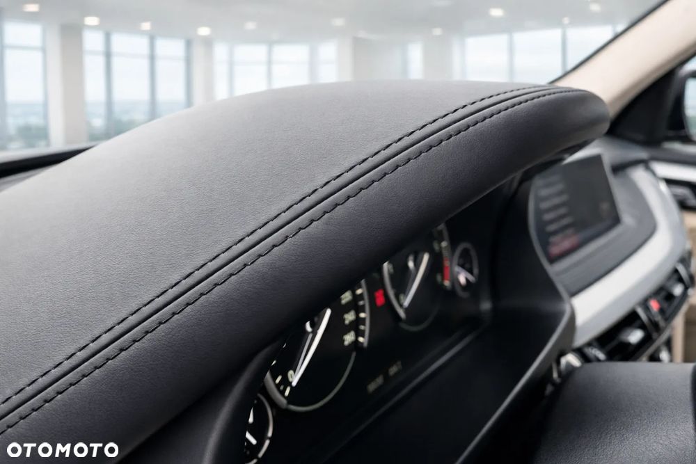 BMW X5 xDrive25d Sport-Aut - 18