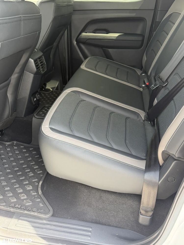 Volkswagen Amarok 3.0 TDI 241 CP 4M 10AT Aventura - 15