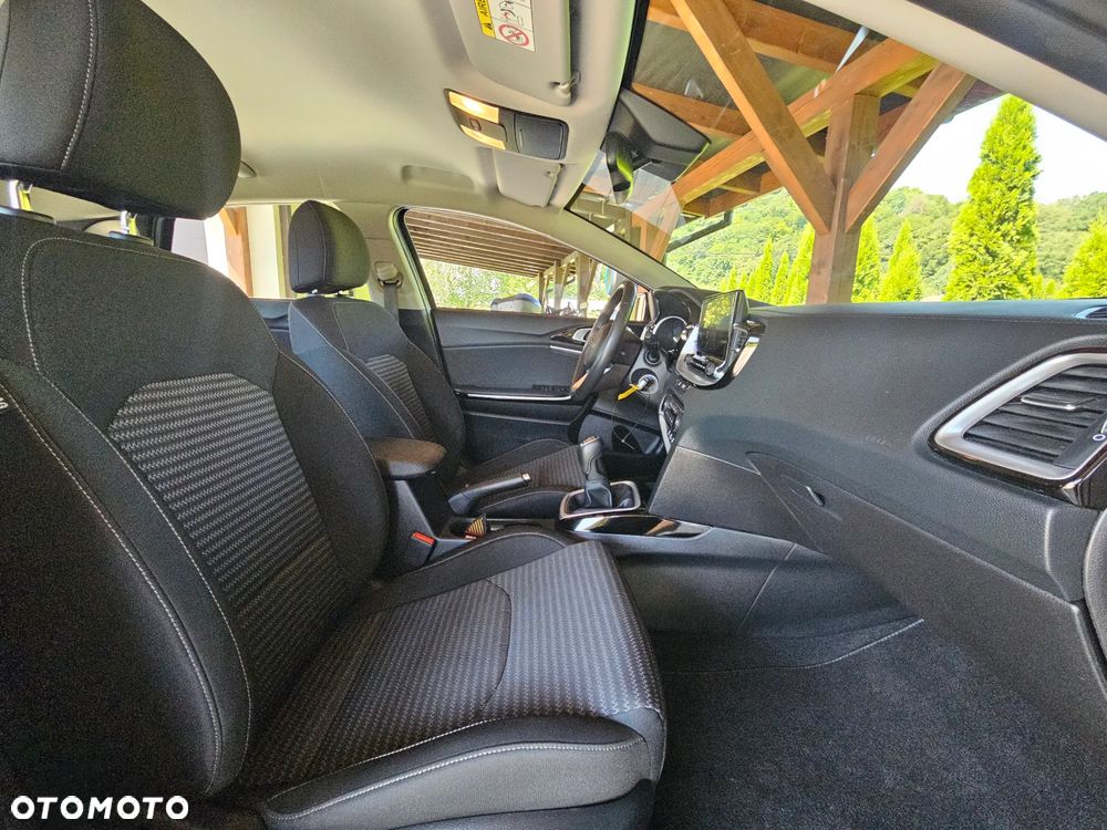 Kia Ceed - 5