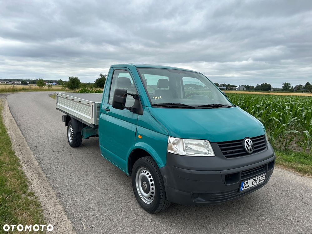 Volkswagen Transporter - 2