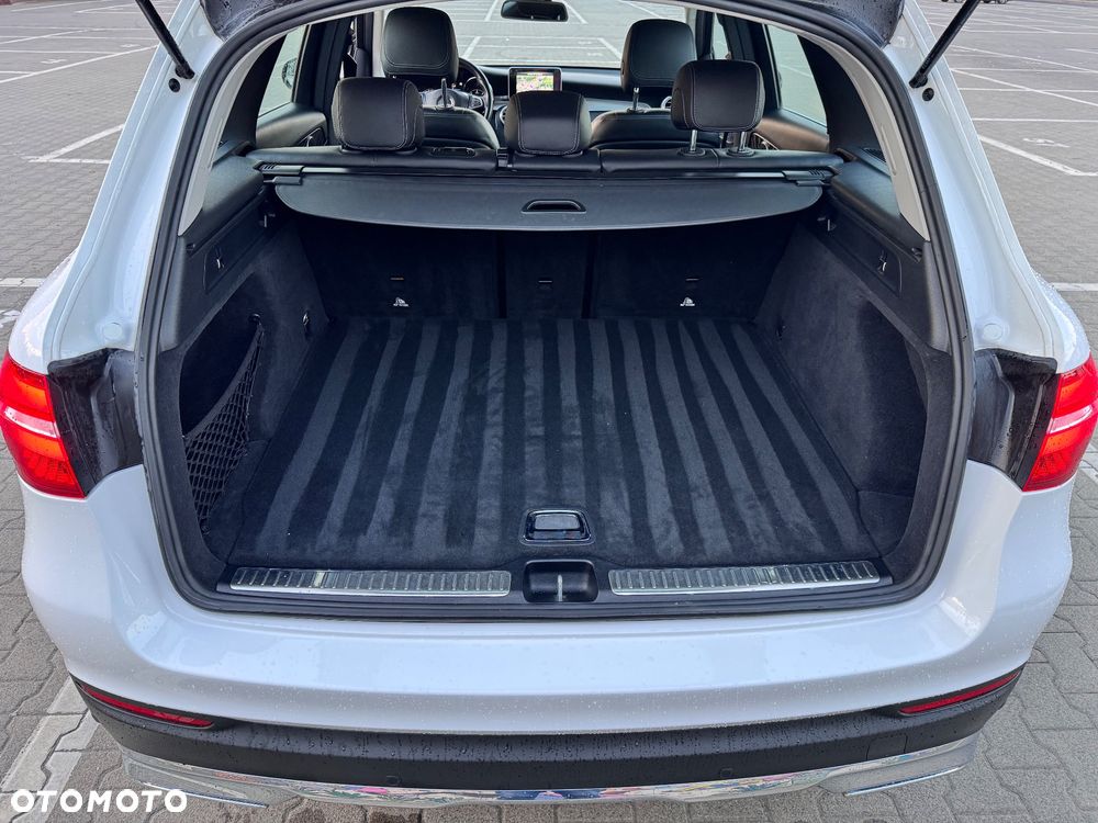 Mercedes-Benz GLC 220 d 4-Matic - 29