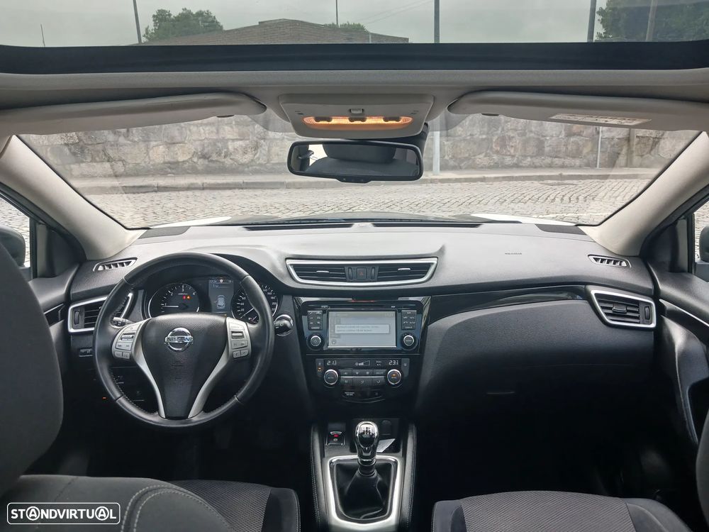 Nissan Qashqai 1.5 dCi N-Connecta RS+PS - 18