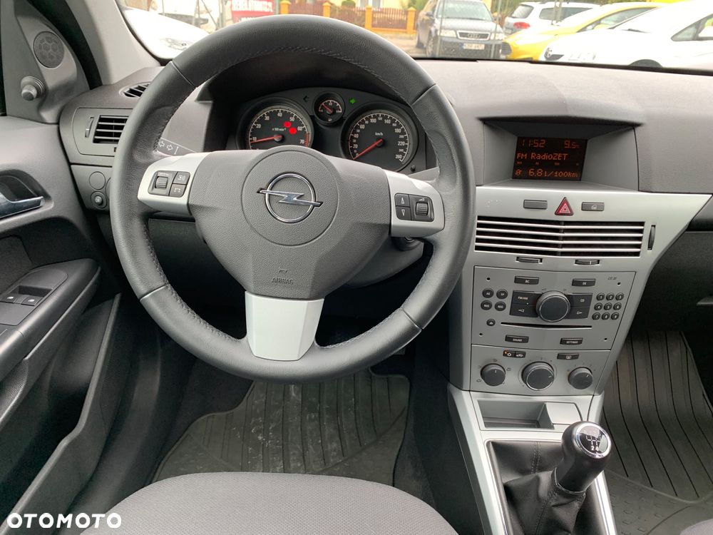 Opel Astra III 1.4 Cosmo - 23