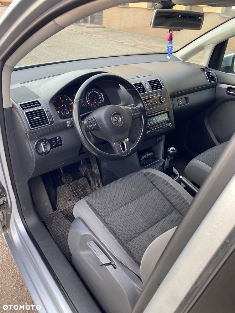 Volkswagen Touran 2.0 TDI DPF Comfortline - 14