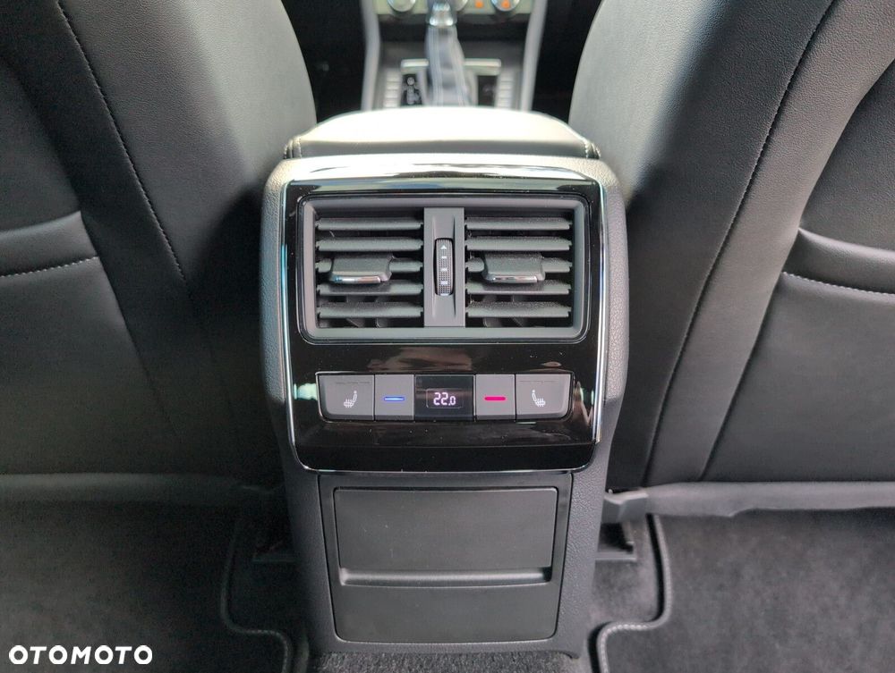 Skoda Superb 2.0 TSI 4x4 Sportline DSG - 14