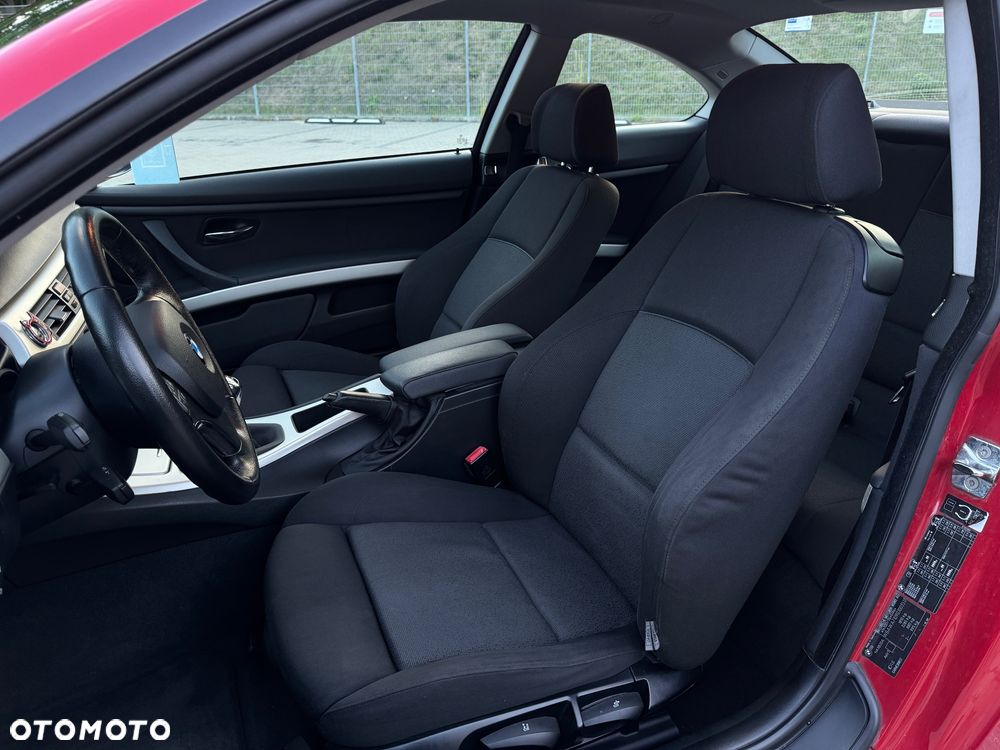 BMW Seria 3 - 21