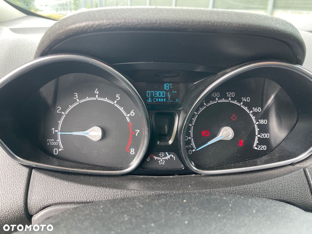 Ford EcoSport 1.0 EcoBoost TITANIUM - 19