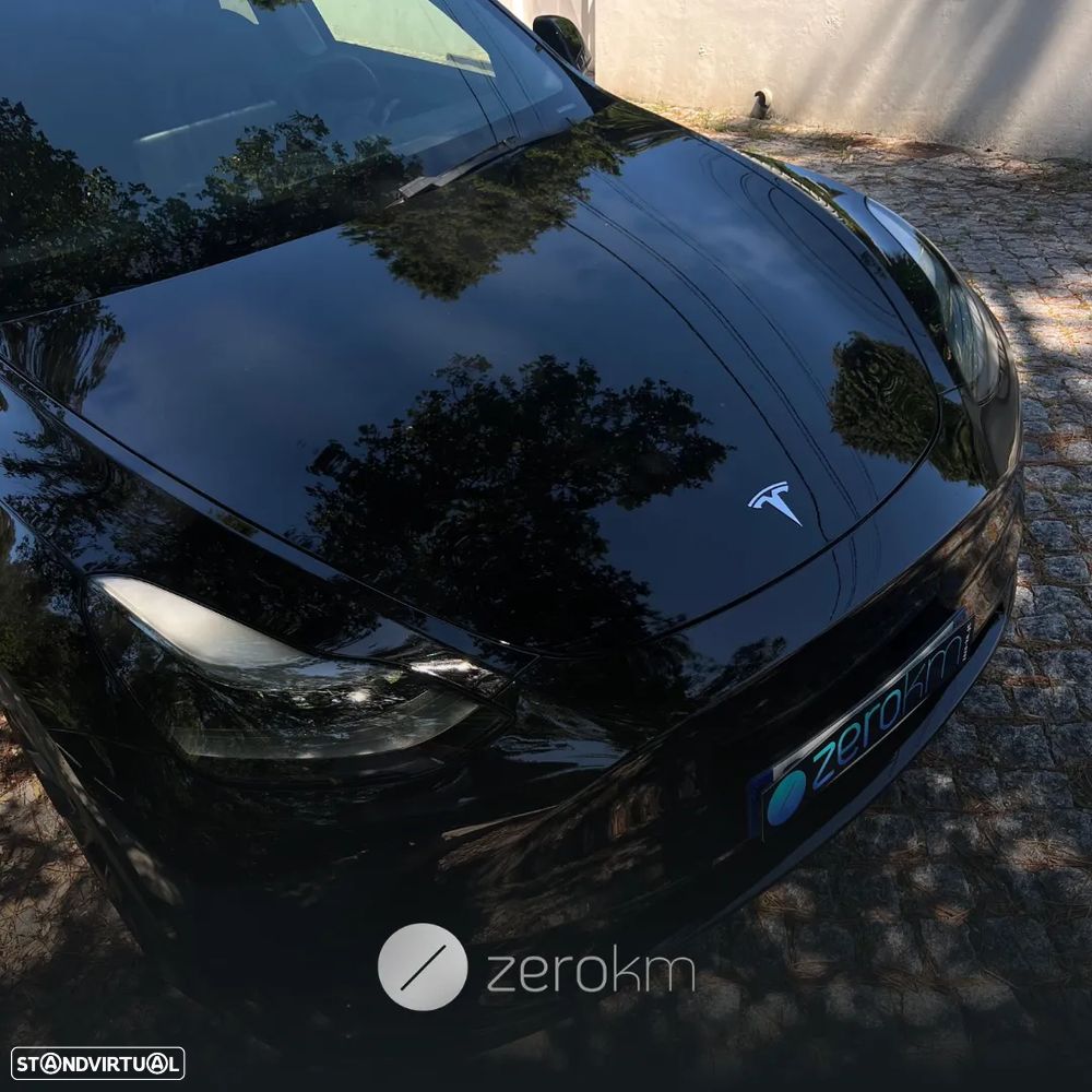 Tesla Model Y RWD - 4