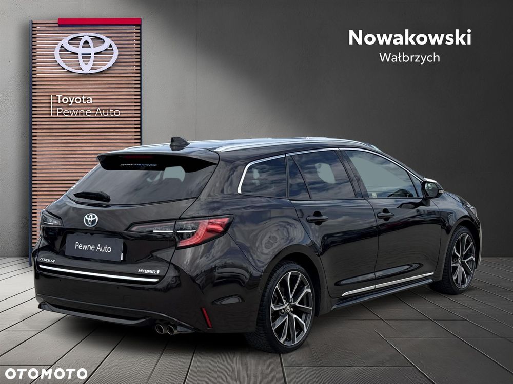 Toyota Corolla - 3