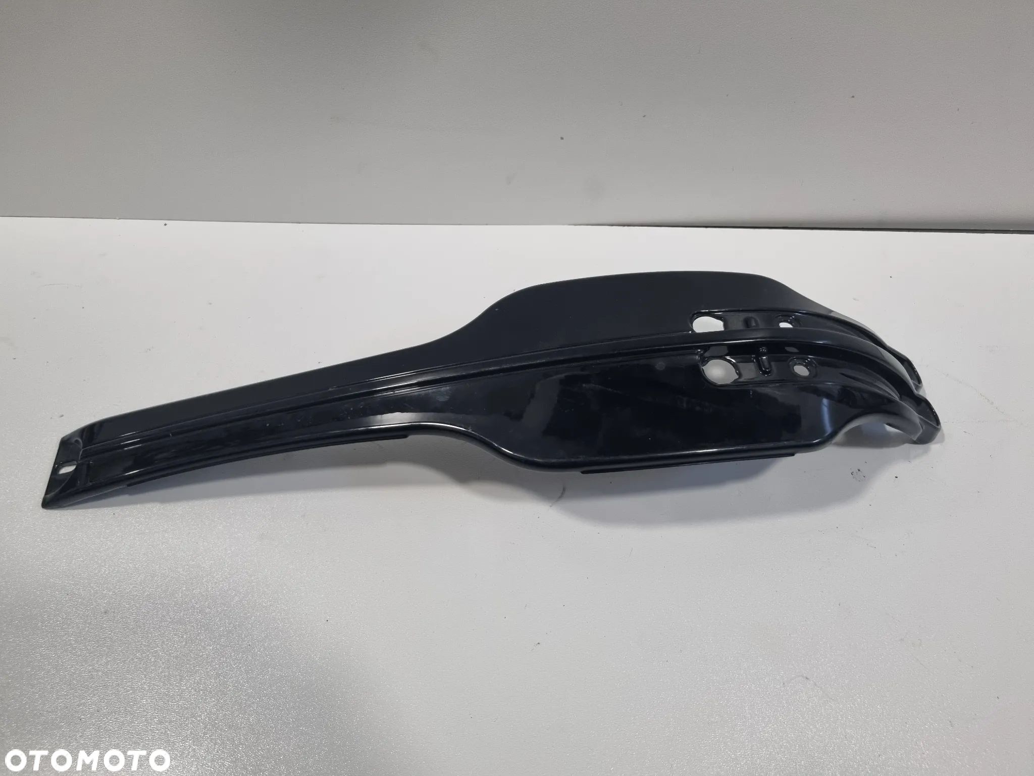 Harley Davidson Softail Breakout Krawat Konsola na zbiornik Osłona CVO 70900271 - 1