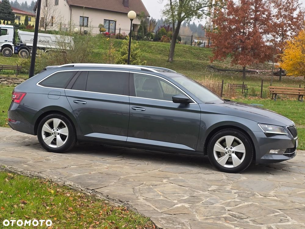 Skoda Superb 2.0 TDI DSG Active - 12