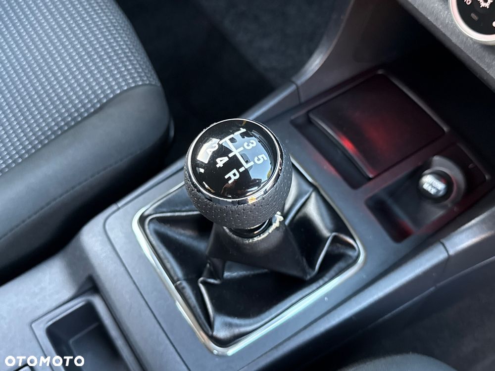 Mitsubishi Lancer 1.8 Intense - 19