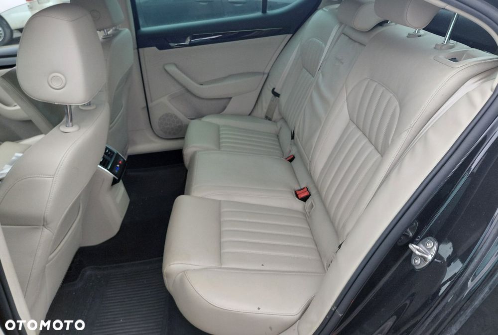Skoda Superb 1.8 TSI L&K DSG - 15