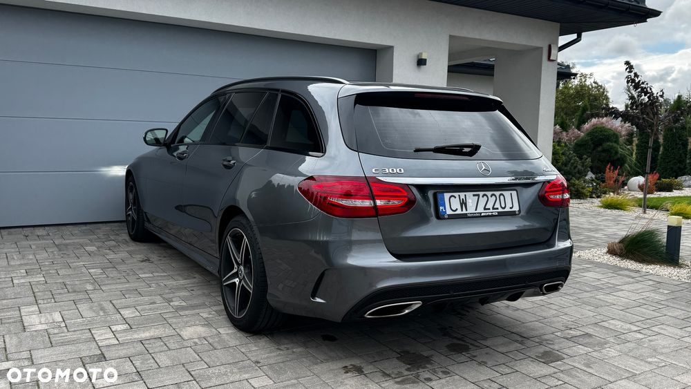 Mercedes-Benz Klasa C 300 9G-TRONIC AMG Line - 13