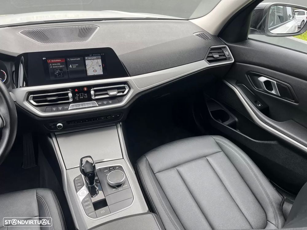 BMW 318 d Touring Aut. Sport Line - 35
