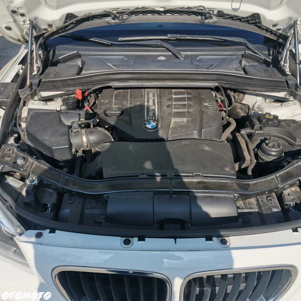 BMW X1 xDrive18d xLine - 13